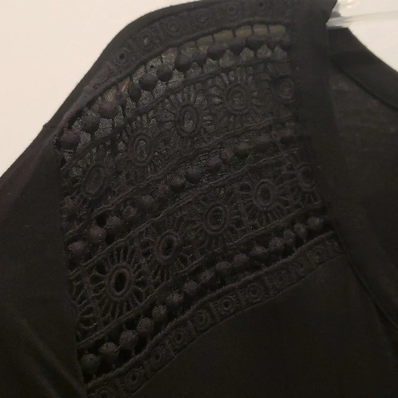 Crochet Embellished Black Tee Women Plus 1X Cable & Gauge - Picture 7 of 15